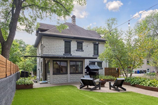 2125 Scudder Street, Saint Paul, MN 55108