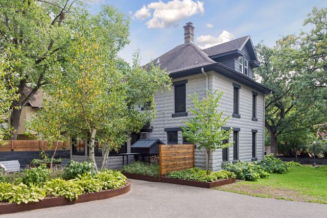 2125 Scudder Street, Saint Paul, MN 55108