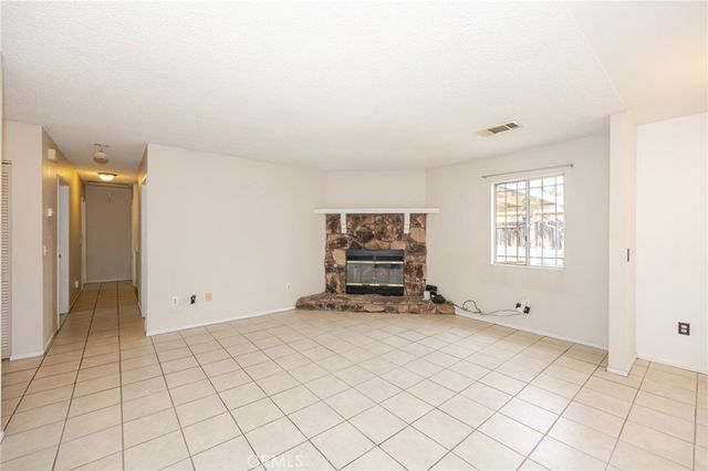 10415 Buckboard Circle, Adelanto, CA 92301