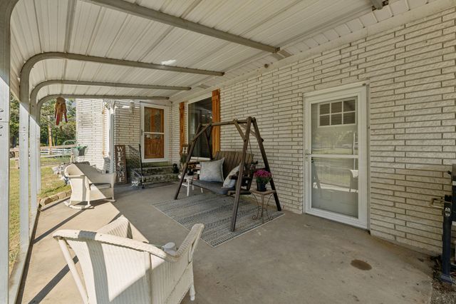564 Hodges Rd, Smithville, TN 37166