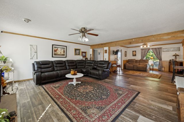 564 Hodges Rd, Smithville, TN 37166