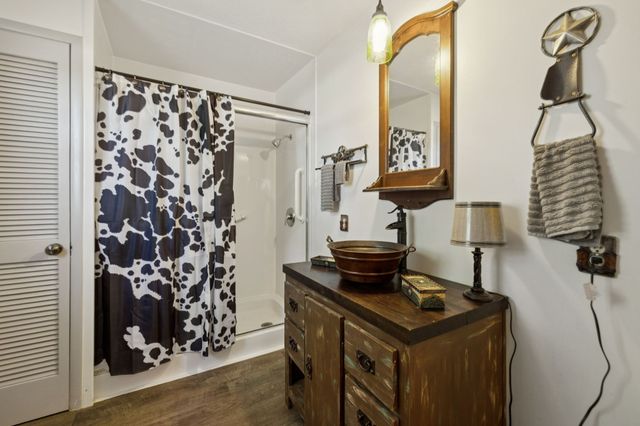 564 Hodges Rd, Smithville, TN 37166