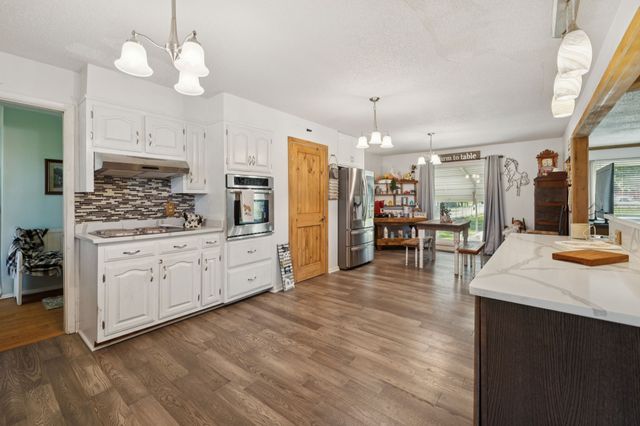 564 Hodges Rd, Smithville, TN 37166