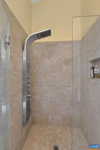 446 PEACOCK DR, Charlottesville, VA 22903