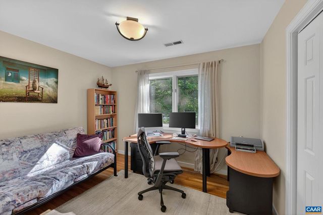 446 PEACOCK DR, Charlottesville, VA 22903
