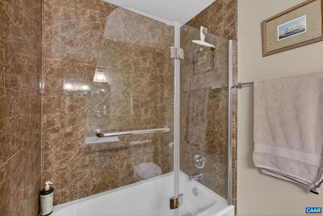 446 PEACOCK DR, Charlottesville, VA 22903