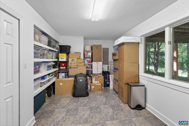 446 PEACOCK DR, Charlottesville, VA 22903
