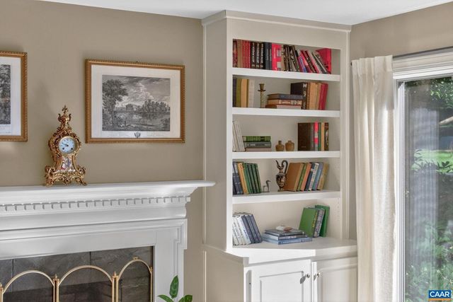 446 PEACOCK DR, Charlottesville, VA 22903