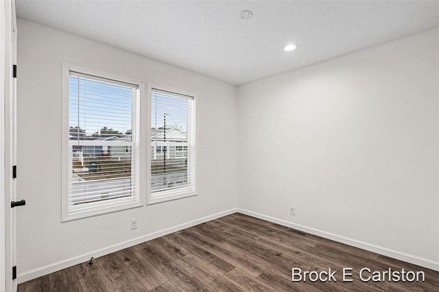 1283 E Ellis Road 30, Norton Shores, MI 49441