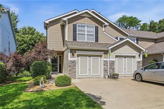 517 SW Shadow Glen Drive, Blue Springs, MO 64015