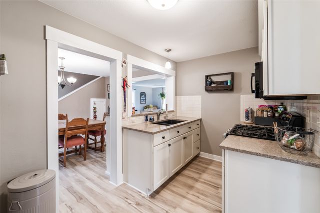 1135 Court Street, Adel, IA 50003