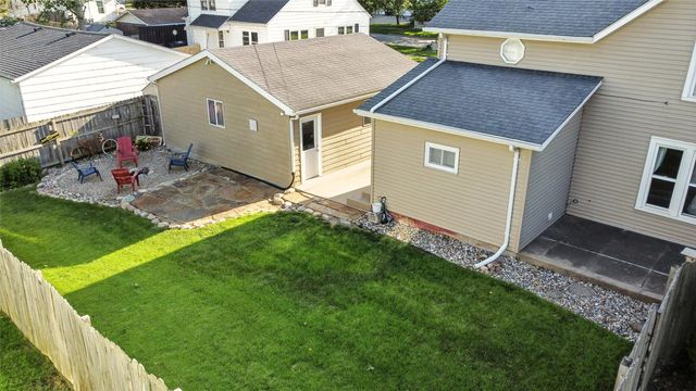 1135 Court Street, Adel, IA 50003