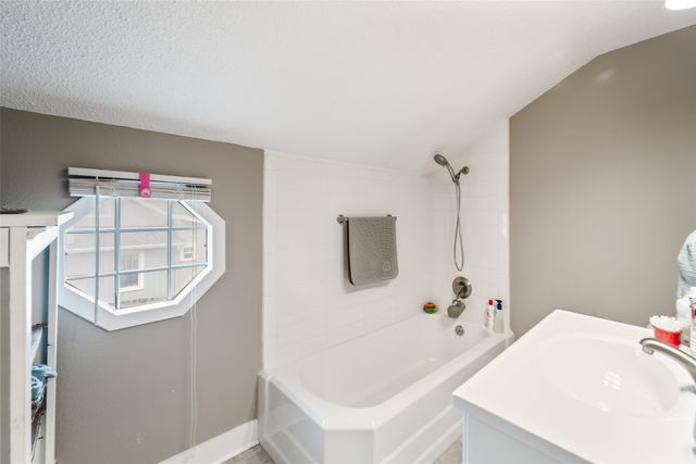1135 Court Street, Adel, IA 50003