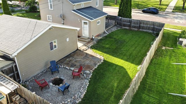 1135 Court Street, Adel, IA 50003