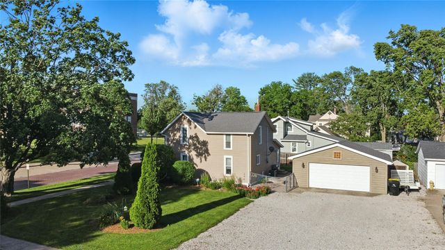 1135 Court Street, Adel, IA 50003