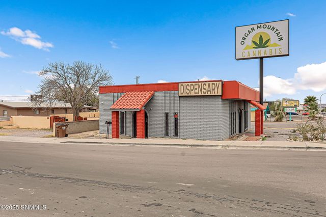 1590 E Lohman Ave. Avenue, Las Cruces, NM 88001