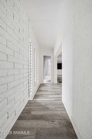 1590 E Lohman Ave. Avenue, Las Cruces, NM 88001