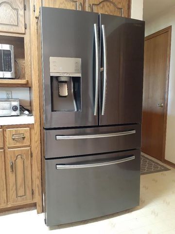 N3992 SHAMROCK CIRCLE, Appleton, WI 54913