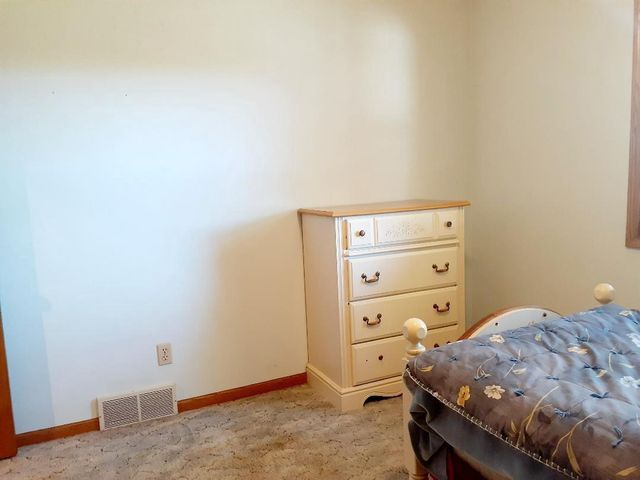 N3992 SHAMROCK CIRCLE, Appleton, WI 54913