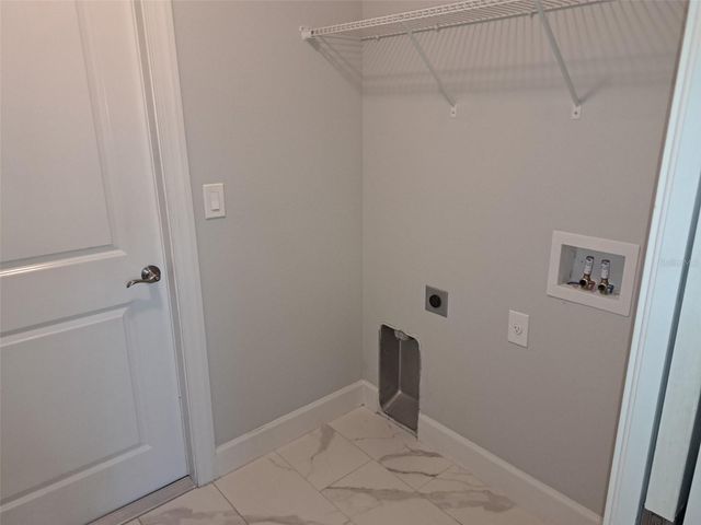 1551 GANTRY ROAD, North Port, FL 34288