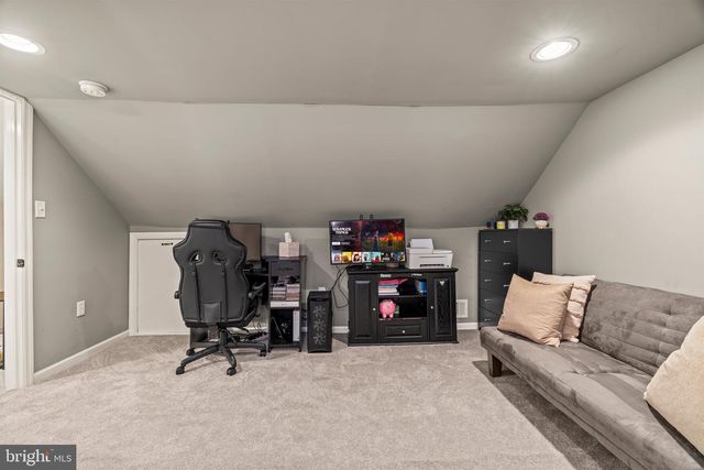 601 W LINCOLN AVE, Magnolia, NJ 08049