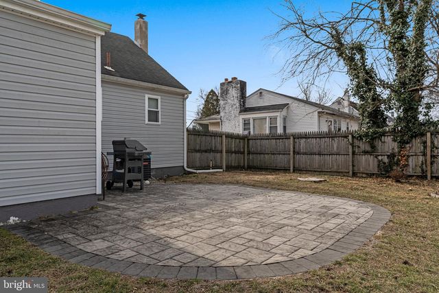 601 W LINCOLN AVE, Magnolia, NJ 08049