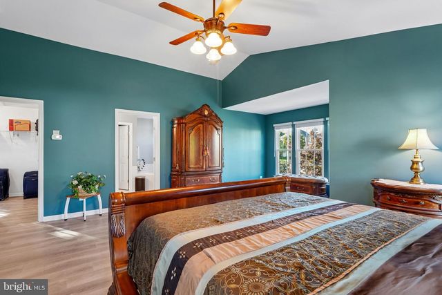 2706 MYRTLEWOOD DR, Dumfries, VA 22026