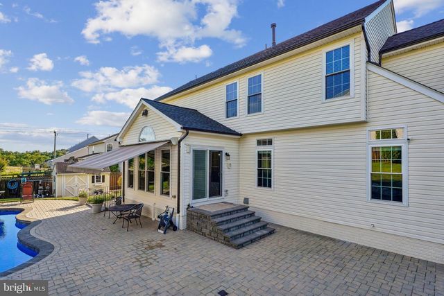 2706 MYRTLEWOOD DR, Dumfries, VA 22026