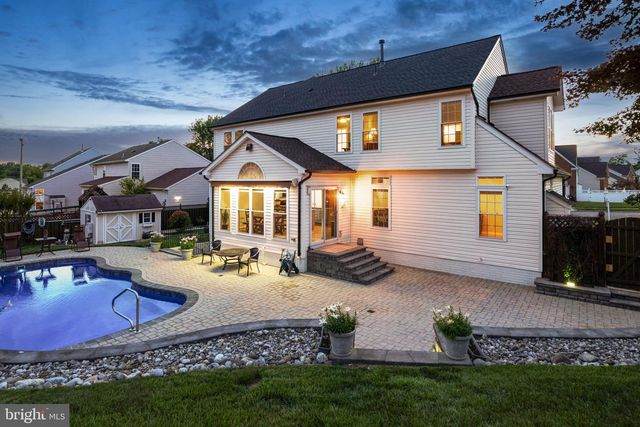 2706 MYRTLEWOOD DR, Dumfries, VA 22026