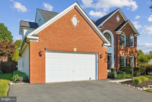2706 MYRTLEWOOD DR, Dumfries, VA 22026