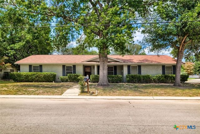 1345 Azalea Lane, New Braunfels, TX 78130