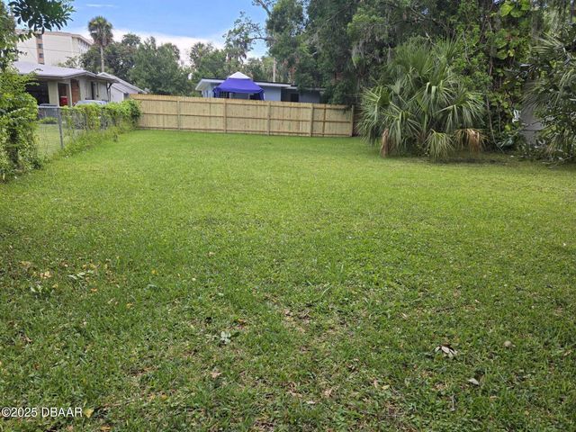 133 North Street, Daytona Beach, FL 32114