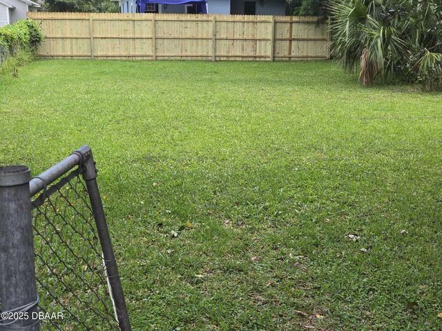 133 North Street, Daytona Beach, FL 32114