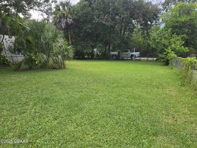 133 North Street, Daytona Beach, FL 32114