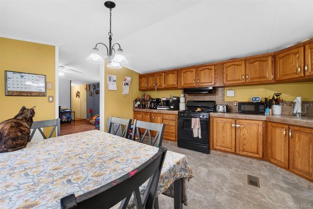 90 Galley Hill Road, Cuddebackville, NY 12729