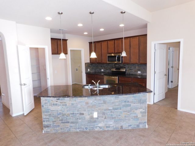 129 Enchanted, Cibolo, TX 78108