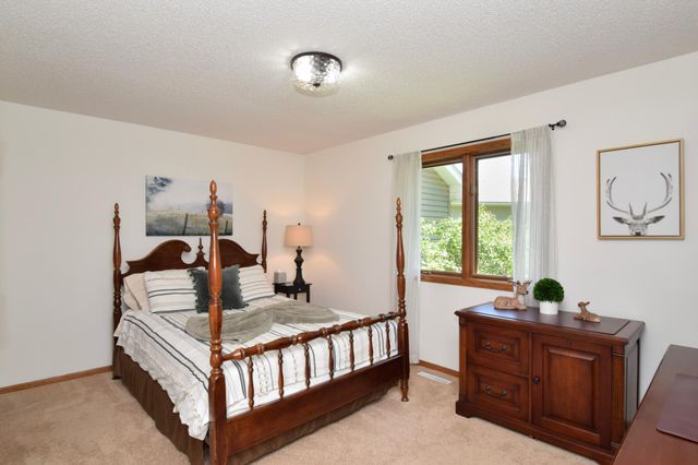 14034 Palm Street NW, Andover, MN 55304