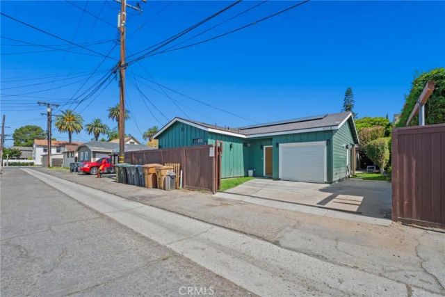 422 W Amerige Avenue, Fullerton, CA 92832