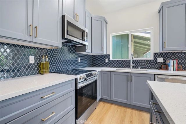 422 W Amerige Avenue, Fullerton, CA 92832
