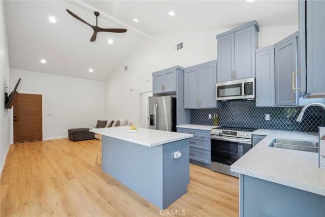 422 W Amerige Avenue, Fullerton, CA 92832