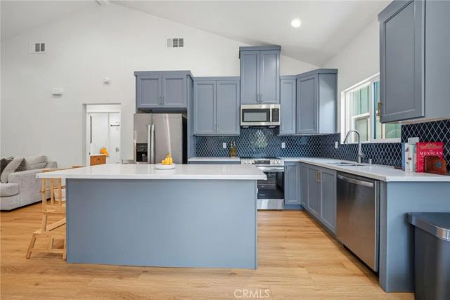 422 W Amerige Avenue, Fullerton, CA 92832