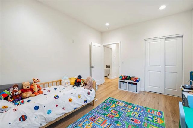 422 W Amerige Avenue, Fullerton, CA 92832