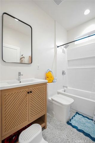 422 W Amerige Avenue, Fullerton, CA 92832