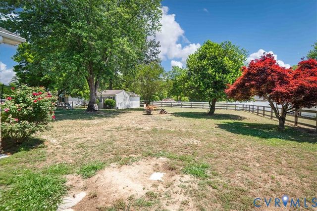 5809 Sutherland Dr, Sutherland, VA 23885