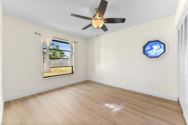 571 SE Anchor Lane, Port St. Lucie, Port St Lucie, FL 34983