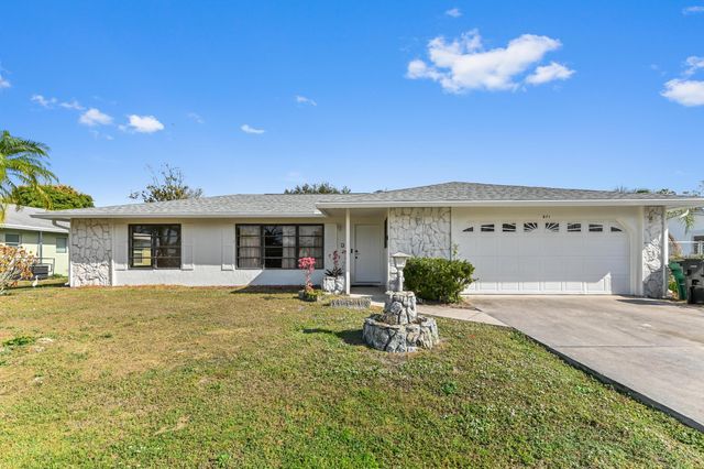 571 SE Anchor Lane, Port St. Lucie, Port St Lucie, FL 34983