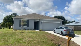 133 S Wakefield Circle, Port St Lucie, FL 34953