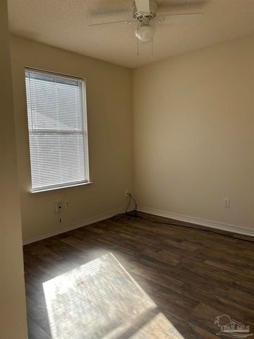 5305 Cherub Cir, Milton, FL 32583