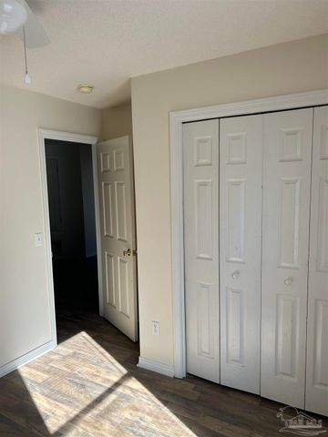 5305 Cherub Cir, Milton, FL 32583