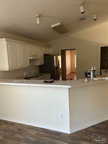 5305 Cherub Cir, Milton, FL 32583